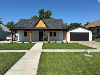 505 West Ave N, Lyons, KS 67554