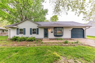 268 Bittersweet Dr, Whiteland, IN 46184