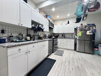 1584 Beacon St Unit 1, Brookline, MA 02446