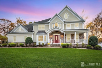 11 Madaline Dr, Edison, NJ 08820