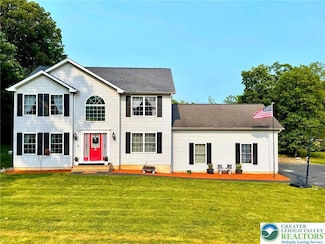 968 Renaldi Rd, Wind Gap, PA 18091