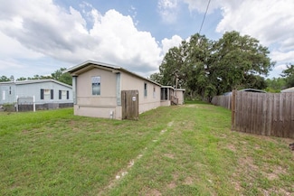 39034 Central Ave, Zephyrhills, FL 33540