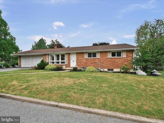 7225 Kingstead Dr, Slatington, PA 18080