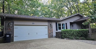 29 Astorga Cir, Hot Springs Village, AR 71909