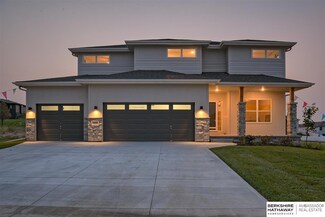 6715 S 199th Ave, Omaha, NE 68135