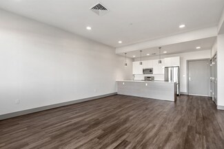 400 Mystic Ave Unit 308, Somerville, MA 02145