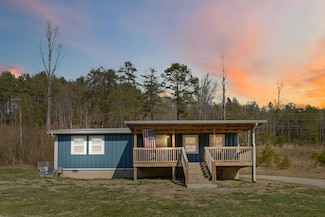 8250 Kentucky 26, Rockholds, KY 40759