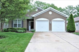 697 Saint Andrews Dr, Egg Harbor City, NJ 08215