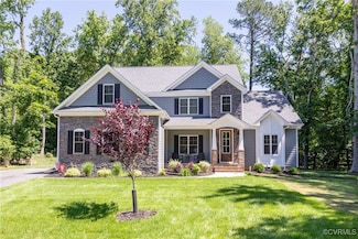 14104 Waters Edge Cir, Midlothian, VA 23112