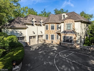270 White Oak Ridge Rd, Short Hills, NJ 07078