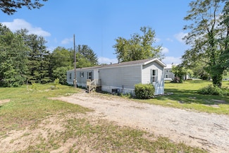 3216 E Stage Rd, Ionia, MI 48846
