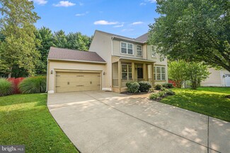 9285 Matthew Dr, Manassas Park, VA 20111