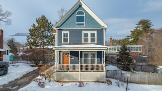75 Russell St, Bath, ME 04530