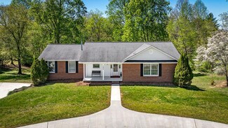 380 La Vista Dr, Blue Ridge, GA 30513