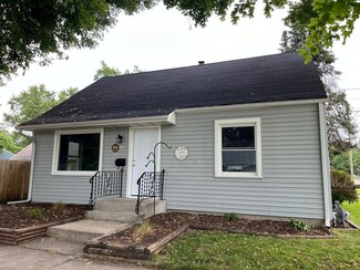 5501 Garden Plain Ave, Loves Park, IL 61111