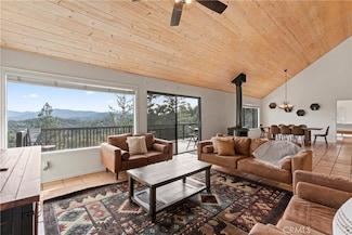 26150 Walnut Hills Dr, Lake Arrowhead, CA 92352