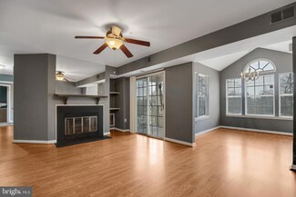 2071 Alice Ave Unit 302, Oxon Hill, MD 20745