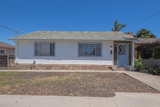 31 Riker St, Salinas, CA 93901