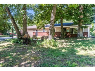 8875 Oak Park Rd NE, New Salisbury, IN 47161