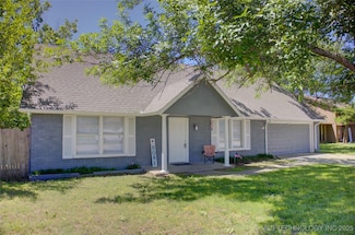 825 W Waco St, Broken Arrow, OK 74011