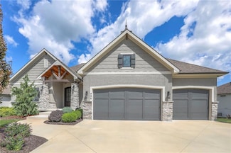 496 Wilds Pkwy, Greenwood, MO 64034