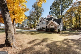 732 E Jefferson St, Hoschton, GA 30548