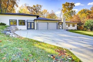 508 Frost Woods Rd, Monona, WI 53716