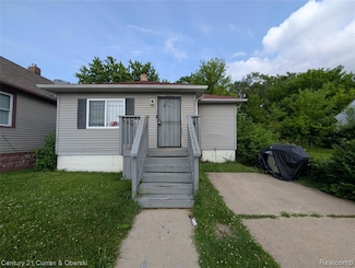 4013 Moore St, Inkster, MI 48141