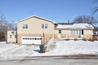 105 E 15th Ave, Chamberlain, SD 57325