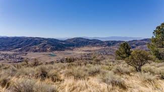 24910 Paramount Dr, Tehachapi, CA 93561