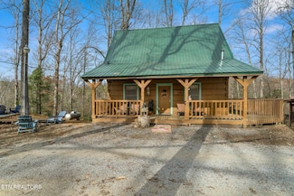 1914 Charles Lewis Way, Sevierville, TN 37876