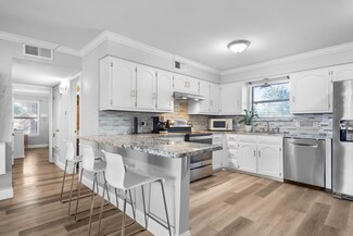 2072 Lisa Cir, Canton, TX 75103