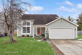 769 Stonebridge Ln, Crystal Lake, IL 60014