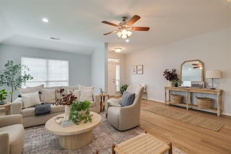 405 Bright Angel Trail, Edmond, OK 73003