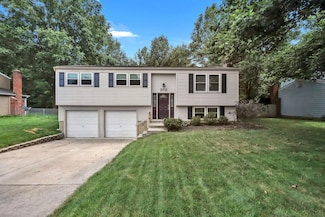 572 Sycamore Dr, Pickerington, OH 43147