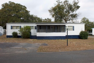 49 Burr Cir, Murrells Inlet, SC 29576