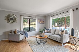 6655 Canyon Rim Row Unit 207, San Diego, CA 92111