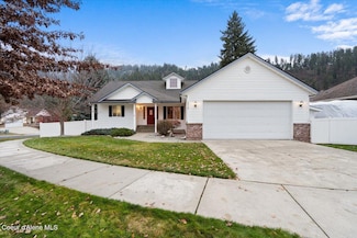 5410 N Martha Loop, Coeur D Alene, ID 83815