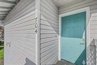1101 37th St SE Unit 704, Auburn, WA 98002