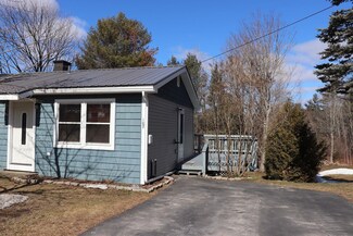 107 Paine Ave, Morrisville, VT 05661