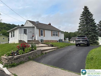 1127 Lehigh Ave, Allentown, PA 18103