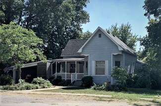 313 W Bain St, Dexter, MO 63841