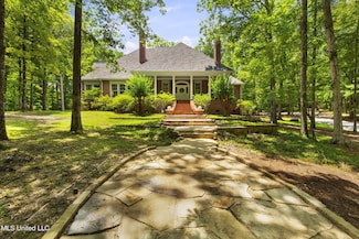 169 Pine Hill Dr, Brandon, MS 39047