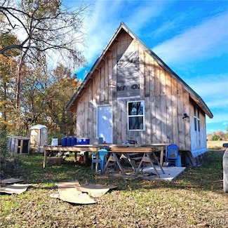 9697 Clark Rd, Mannsville, NY 13661