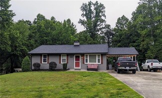 6861 Kitty Ln, Belews Creek, NC 27009