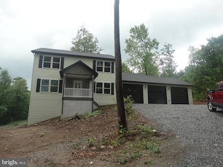11388 Skyline Dr, Orrstown, PA 17244