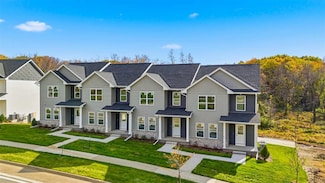 697 E Foster Rd, Iowa City, IA 52245