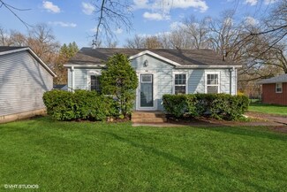 37863 N Watts Ave, Spring Grove, IL 60081