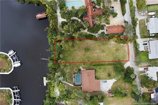000 SE Anchorage Dr, Port Salerno, FL 34997