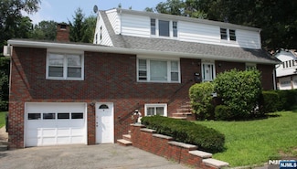 42 W Prospect St, Hawthorne, NJ 07506